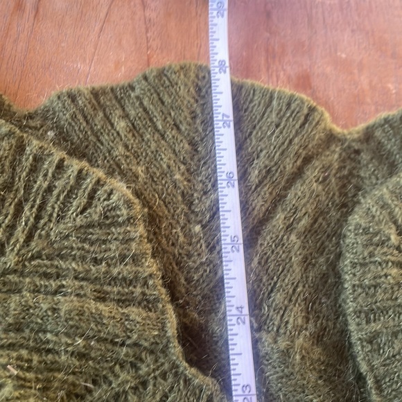 Olive green cardigan sweater - Picture 6 of 7